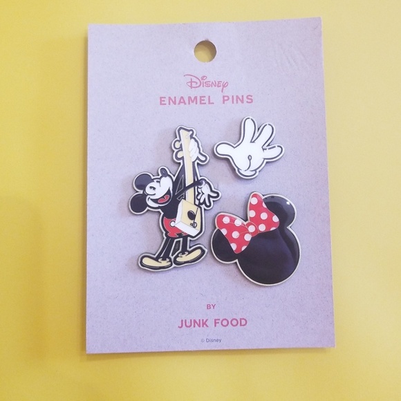 NEW DISNEY MICKEY ENAMEL PINS 3 IN SET - Picture 1 of 7